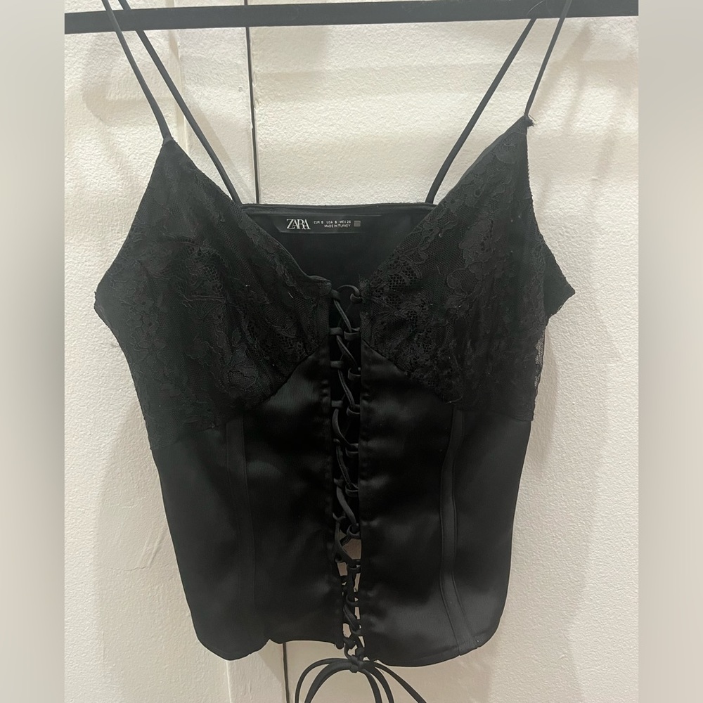 Zara Black Lace Corset Style Top; size small